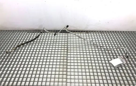 Opel Movano B Air conditioning (A/C) pipe/hose 924403876R