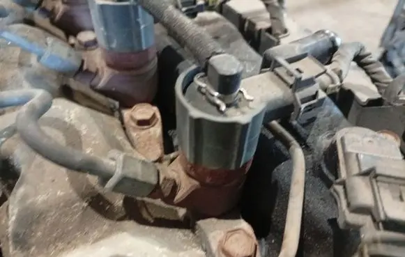 KIA Ceed Fuel injector 0445110256
