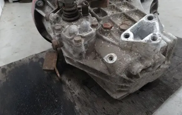 KIA Picanto Manual 5 speed gearbox m41671