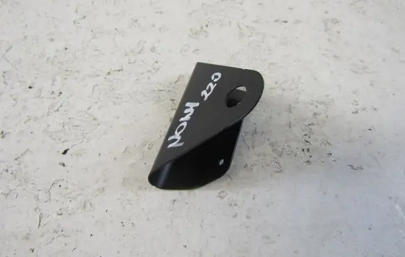 Audi A3 S3 8P Fender mounting bracket 8P0821467