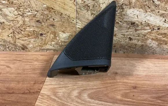 Opel Insignia A Front door high frequency speaker 13221965