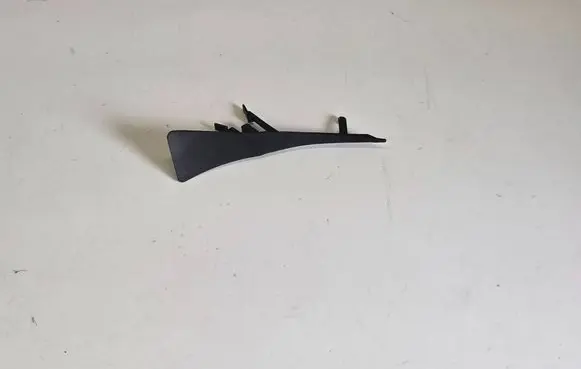 Volvo XC60 Fender end trim 32219167