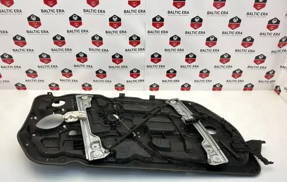KIA Pro Cee'd II Front door window regulator with motor 82480A2660 07123657