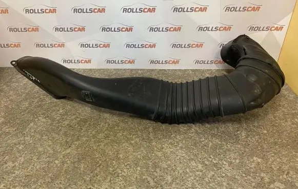 Opel Insignia A Air intake duct part 95068PS03A0 20985850 9506171760
