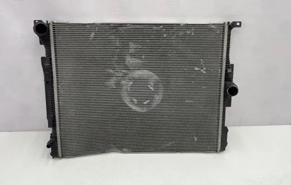 BMW 3 F30 F35 F31 Coolant radiator 8625422 15272311 T947069B