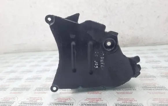 Volkswagen Touran I Timing belt guard (cover) 045109147A