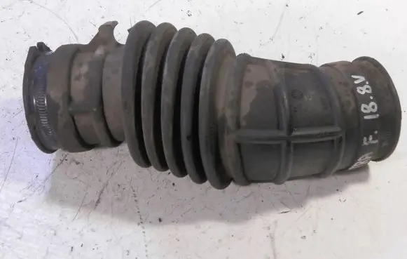 Opel Astra F Air intake hose/pipe 90351553