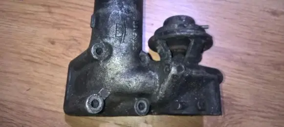 Opel Frontera A EGR valve 91092180f k5t55498