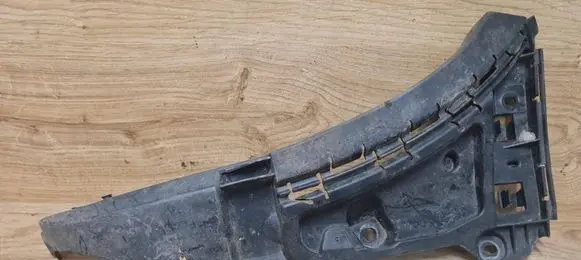 Volvo XC90 Front bumper mounting bracket 08620564
