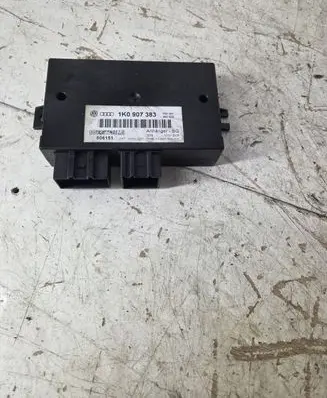 Volkswagen PASSAT B6 Tow bar trailer control unit/module 1K0907383 506151