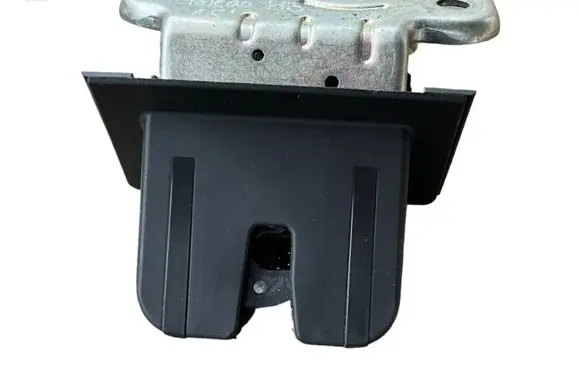 Seat Toledo IV (NH) Tailgate/trunk/boot lock/catch/latch 8R0827505 01A102523