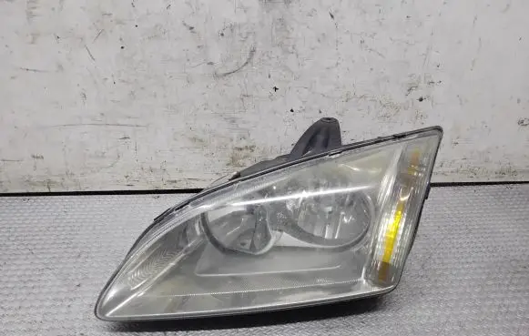 Ford Focus Headlight/headlamp