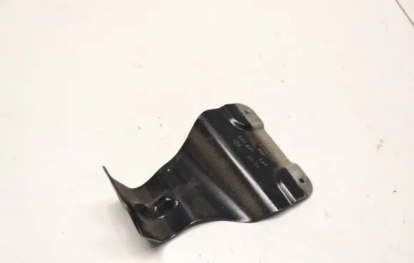 Audi Q3 F3 Fender mounting bracket 83a821467