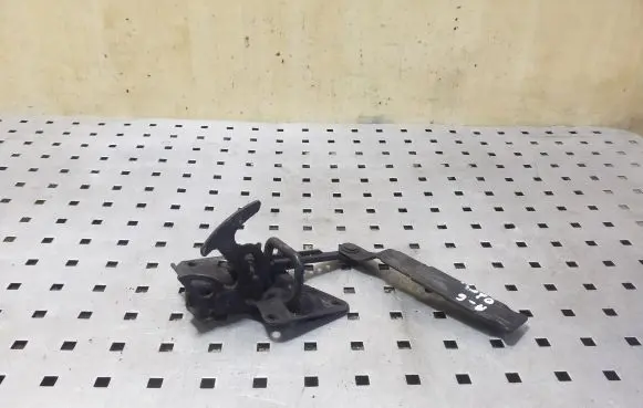 Audi A6 S6 C5 4B Engine bonnet/hood lock/latch loop/hook 4B0823480F