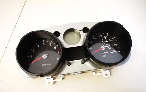 Nissan Qashqai Speedometer (instrument cluster) jd16c 17s3fn5