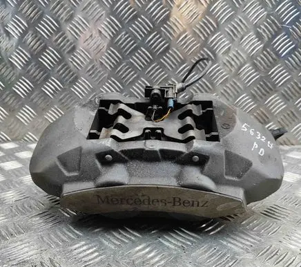 Mercedes-Benz GLC X253 C253 Front brake caliper A0004210100