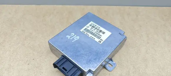 Mercedes-Benz CLS C219 Other devices A2038207585