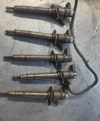 Volvo V70 Fuel injector 0445LL0078 307773L4