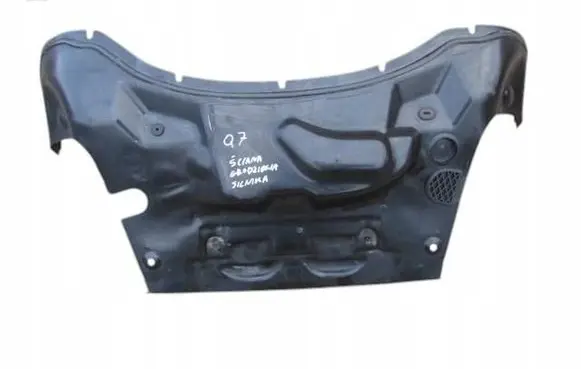 Audi Q7 4L Engine compartment bulkhead 