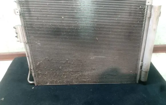 KIA Sorento A/C cooling radiator (condenser)