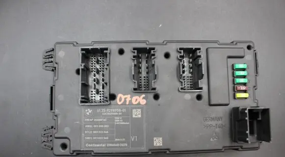 BMW 3 F30 F35 F31 Comfort/convenience module 9298958 003000002 00000F4C