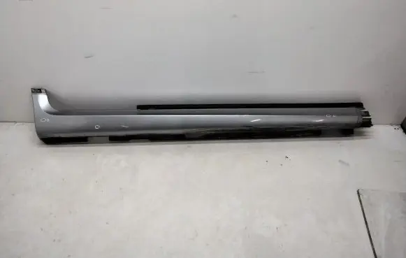 Volvo C30 Sill 30779139