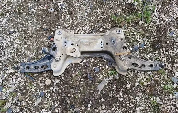 Renault Trafic III (X82) Rear axle beam 544016605R