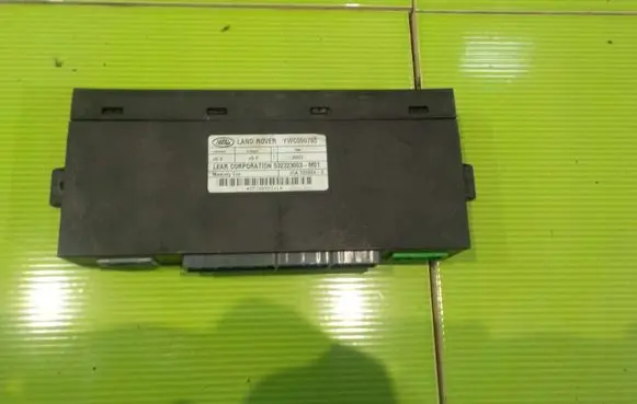 Land Rover Discovery 3 - LR3 Other control units/modules YWC000785 7AB3