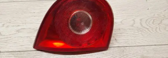 Volkswagen PASSAT B6 Tailgate rear/tail lights 285001