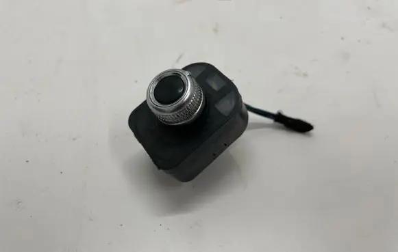 Audi A4 S4 B8 8K Wing mirror switch 8K0959565F