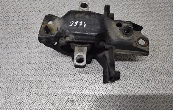 Volkswagen Polo Engine mount bracket 8Q0199555AS