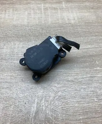 Citroen Xsara Picasso Air flap motor/actuator 38236UA25 EAM501