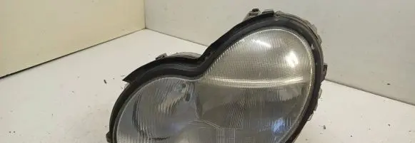 Mercedes-Benz C W203 Headlight/headlamp A2038200161