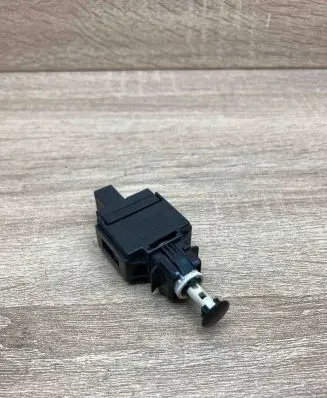 Volvo V70 Brake pedal sensor switch 8622064 13W464
