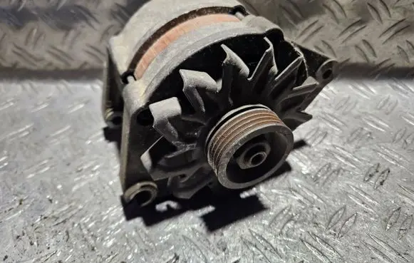 Peugeot 405 Generator/alternator 0120488214