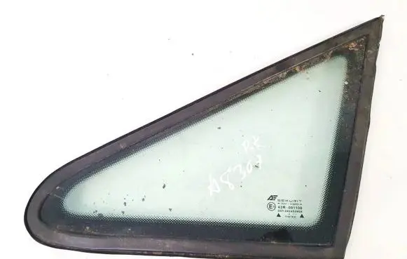 Ford Galaxy Front triangle window/glass 