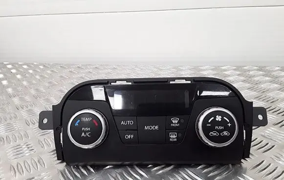 Suzuki SX4 Climate control unit 3951055L00