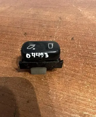 Mercedes-Benz C W202 Other switches/knobs/shifts 2108202010 D4493