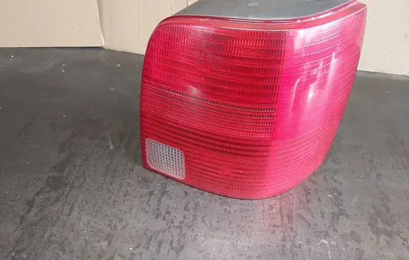 Volkswagen PASSAT B5 Rear/tail lights 3B9945112F