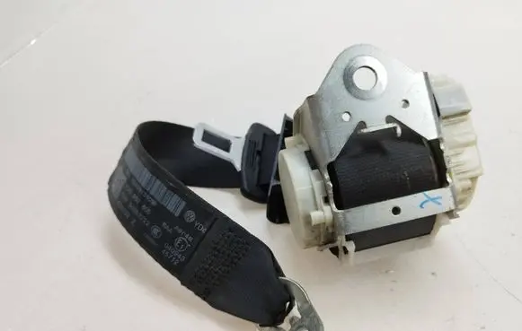 Volkswagen Eos Rear seatbelt 1Q0857805 34052222 33055094B