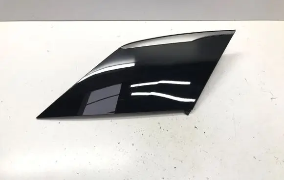 Lexus LBX Fender end trim 6250552020