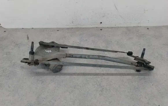 Front wiper linkage