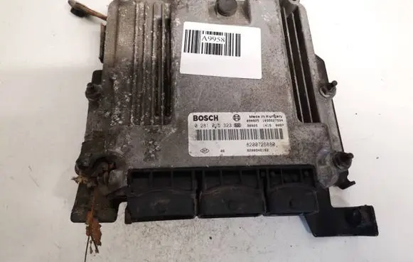 Renault Laguna III Engine control unit/module 8200726880 8200946162