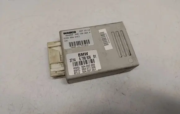 BMW 5 GT F07 Air suspension control unit module (rear) 37146798936 37146799676 37146857942