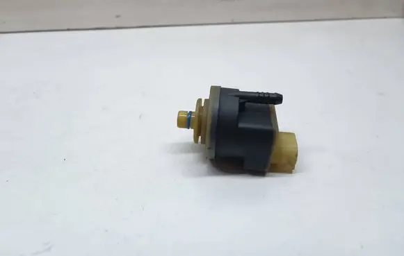 BMW 3 E92 E93 Fuel filter heater 7802242