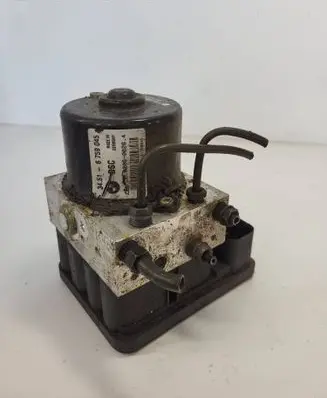 BMW X3 E83 ABS Pump 6759045