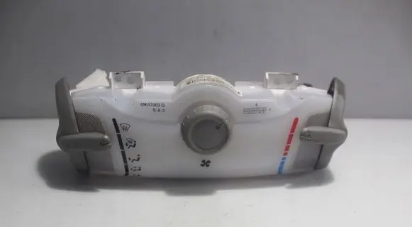 Interior fan control switch