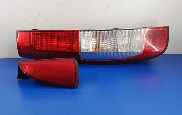 Mercedes-Benz Vito Viano W639 Rear/tail lights A639820-0164