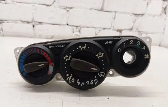 Ford Fiesta Climate control unit 98AB18C419AE