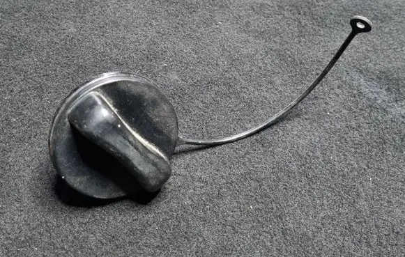 Fuel tank filler cap